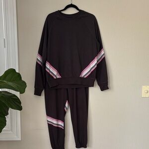 Spiritual Gangster sweat set. Black with stripes great used condition